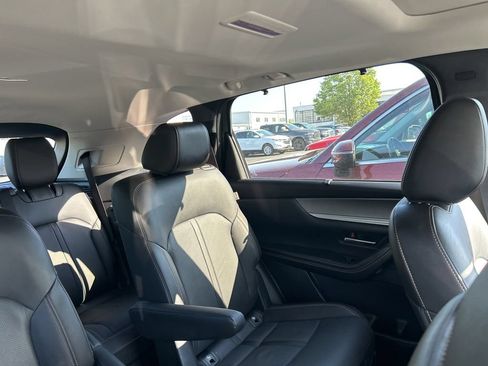 Used 2024 MAZDA CX-90 Plug-In Hybrid w/ Preferred AWD/4WD image 12