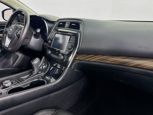 Used 2016 Nissan Maxima Platinum image 29