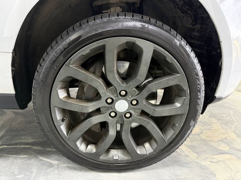 Used 2017 Land Rover Range Rover Supercharged image 29