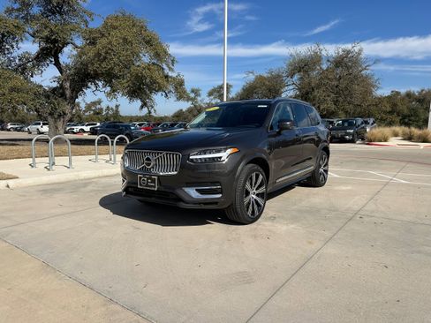 Certified 2024 Volvo XC90 T8 Plus w/ Protection Package Premier image 2