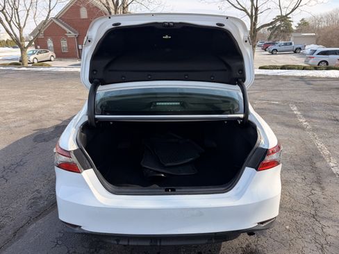 Used 2023 Toyota Camry LE image 12