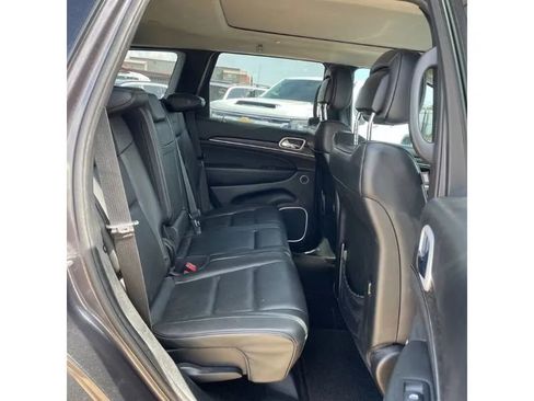 Used 2018 Jeep Grand Cherokee Summit image 21