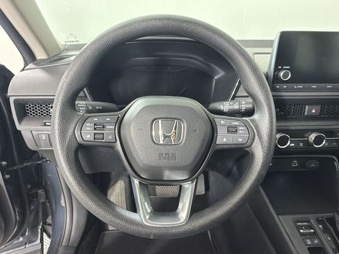 Used 2025 Honda CR-V LX image 11