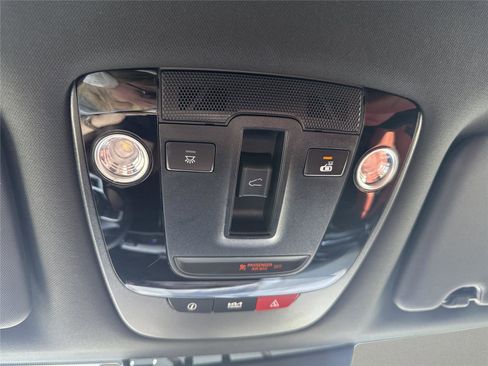 Used 2023 Kia Sportage SX image 30