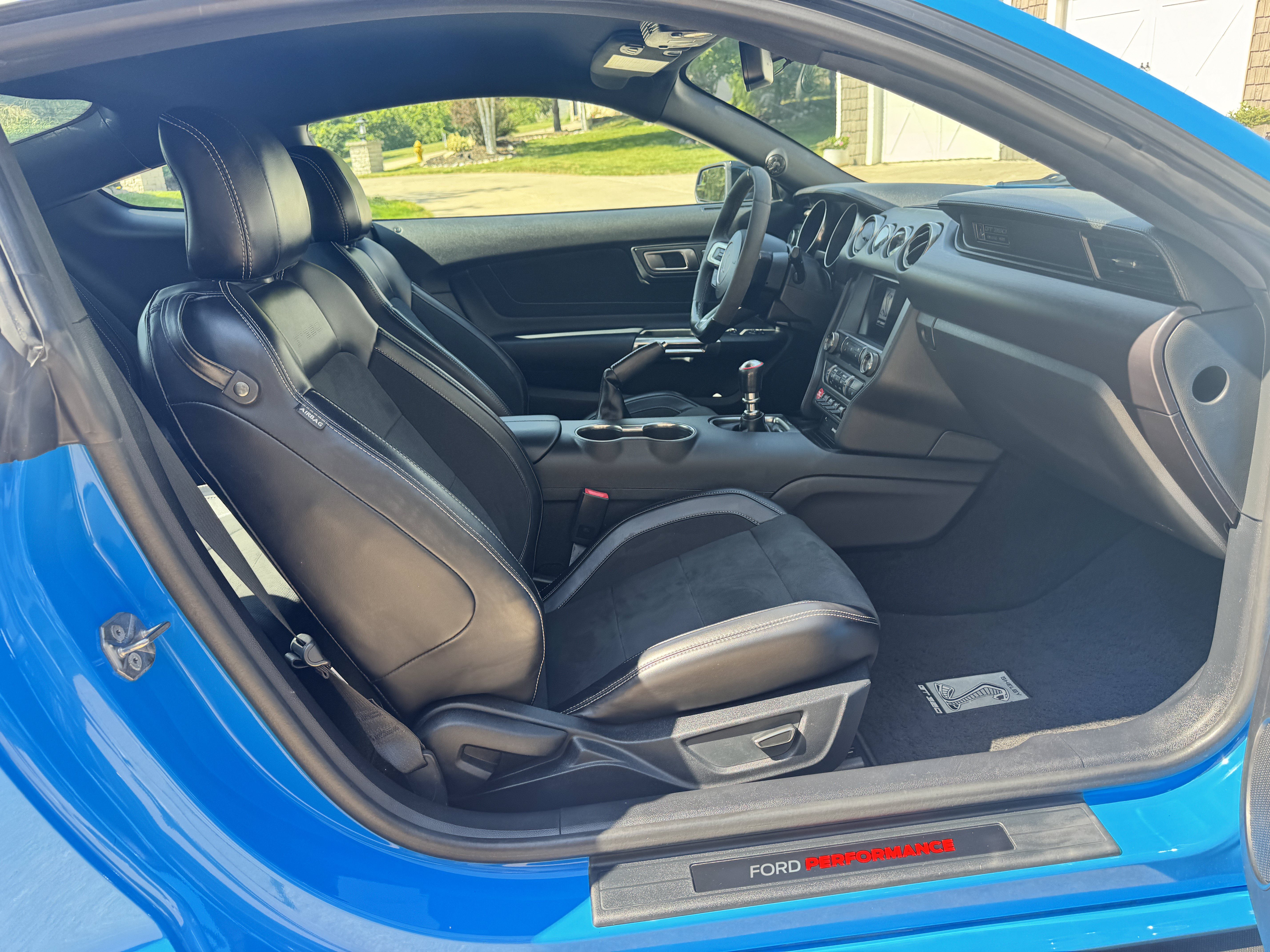 Used 2017 Ford Mustang Shelby GT350 RWD image 18