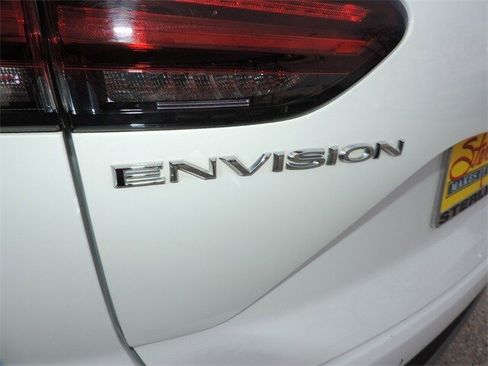 Used 2022 Buick Envision Preferred image 16