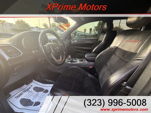 Used 2017 Jeep Grand Cherokee Trailhawk AWD/4WD image 16