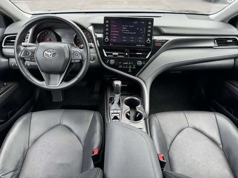 Used 2024 Toyota Camry XSE FWD image 2