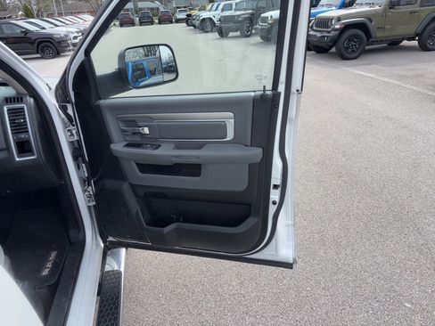 Used 2013 RAM 1500 Big Horn image 37