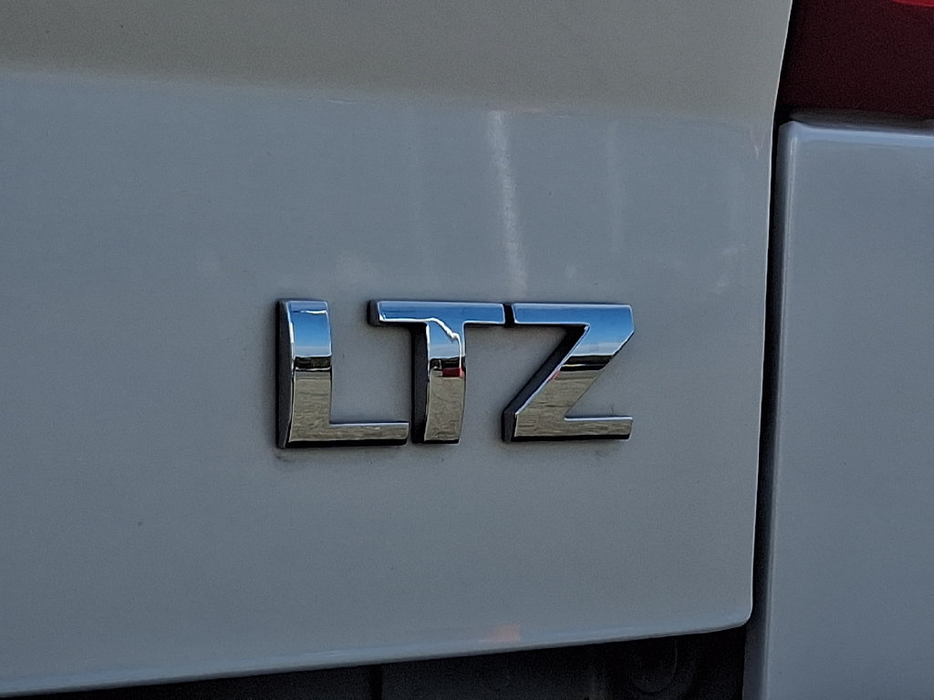 Used 2018 Chevrolet Silverado 1500 LTZ w/ Texas Edition AWD/4WD image 31