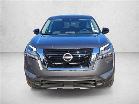 New 2025 Nissan Pathfinder S image 6