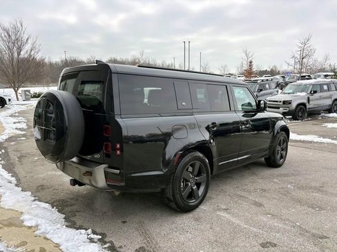 Used 2023 Land Rover Defender 130 X-Dynamic SE image 5
