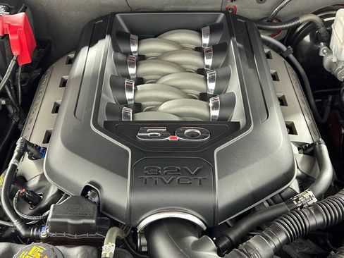 Used 2013 Ford Mustang GT Premium w/ Electronics Pkg RWD image 28