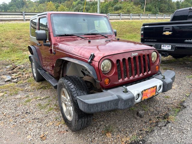 Used 2010 Jeep Wrangler Sahara AWD/4WD image 2