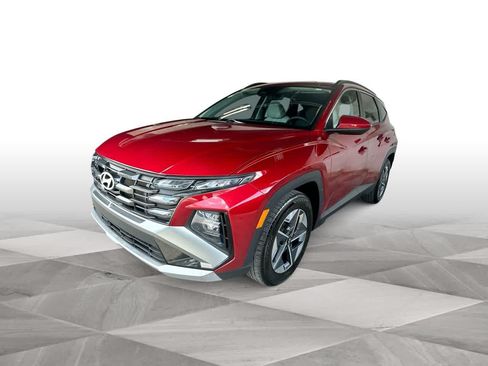Used 2025 Hyundai Tucson SEL FWD image 4