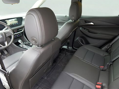 New 2026 Buick Encore GX Avenir w/ Avenir Technology Package image 19