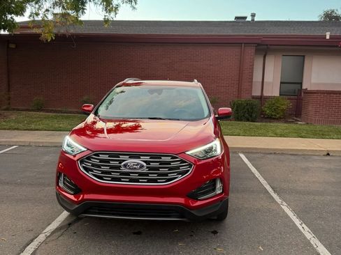 Used 2024 Ford Edge SEL w/ Convenience Package AWD/4WD image 4