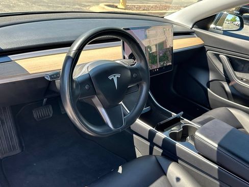Used 2018 Tesla Model 3 Long Range AWD/4WD image 18