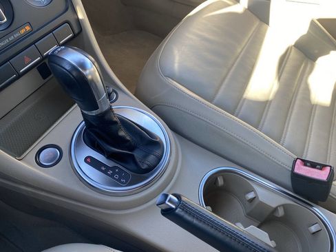 Used 2013 Volkswagen Beetle 2.0T image 31