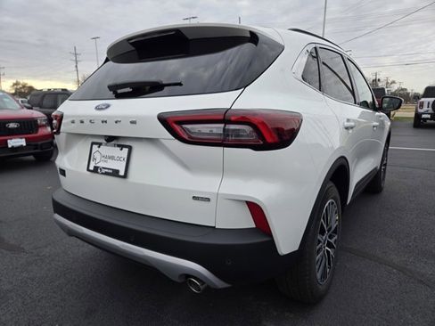 New 2026 Ford Escape SE image 27