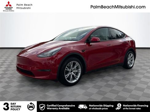 Used 2021 Tesla Model Y 2WD image 1