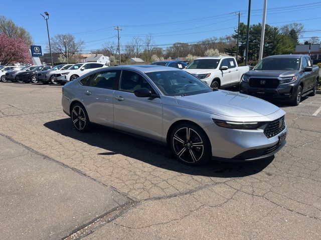 Used 2025 Honda Accord Sport image 25