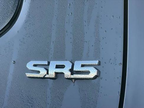 Certified 2025 Toyota Tacoma SR5 image 28