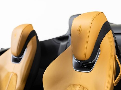 Used 2024 Ferrari Roma Spider image 48