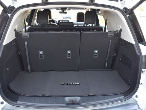 New 2026 Nissan Pathfinder SL FWD image 60