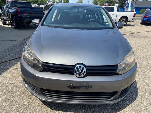 Used 2011 Volkswagen Golf 4-Door FWD image 7