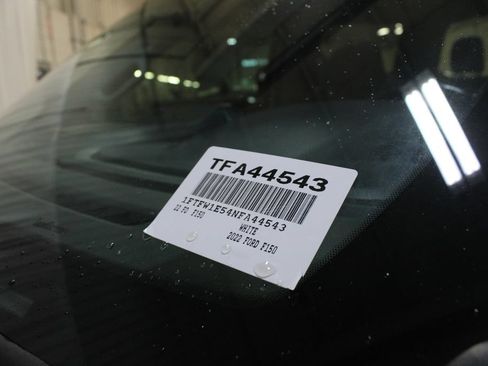 Used 2022 Ford F150 XLT w/ Equipment Group 302A High AWD/4WD image 39