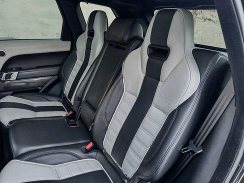 Used 2015 Land Rover Range Rover Sport SVR AWD/4WD image 31