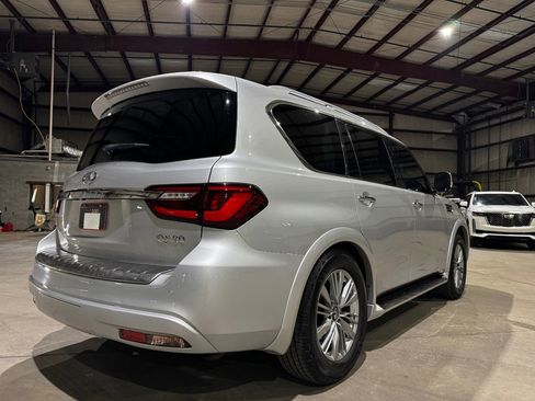 Used 2018 INFINITI QX80 4WD w/ Driver Assistance Package image 6