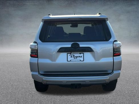 Used 2023 Toyota 4Runner TRD Off-Road Premium w/ Moonroof Package AWD/4WD image 31