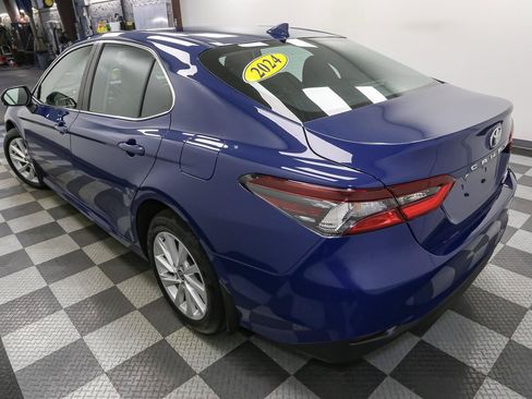 Used 2024 Toyota Camry LE AWD/4WD image 9