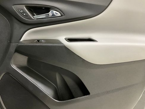 Used 2023 Chevrolet Equinox LT image 20