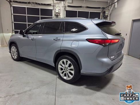 Used 2021 Toyota Highlander Limited image 10