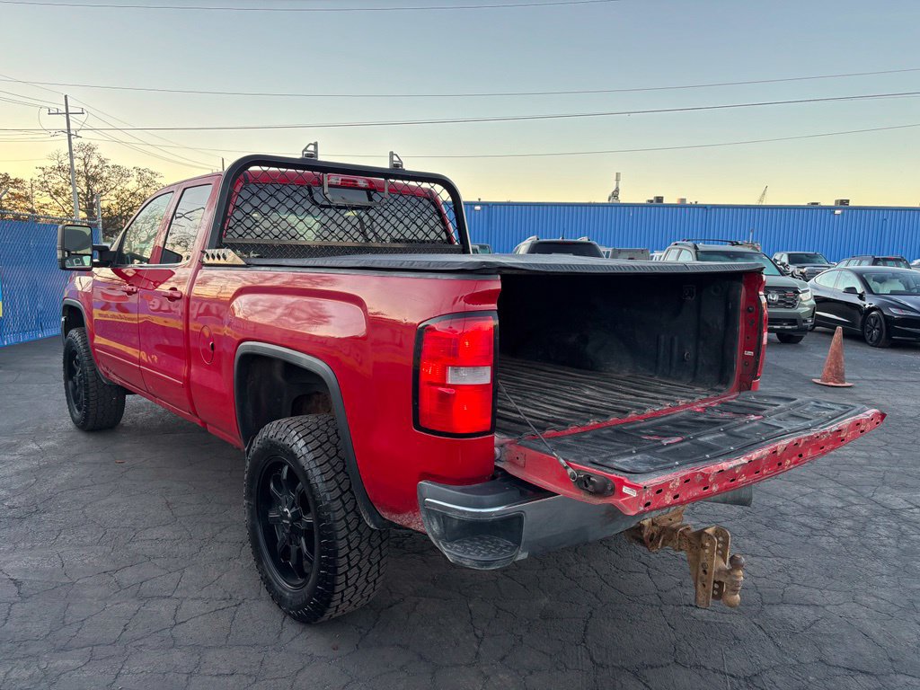 Used 2015 GMC Sierra 2500 SLE AWD/4WD image 4