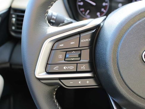 Used 2025 Subaru Outback Premium image 32