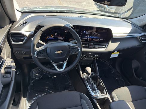 New 2026 Chevrolet TrailBlazer LT AWD/4WD image 12