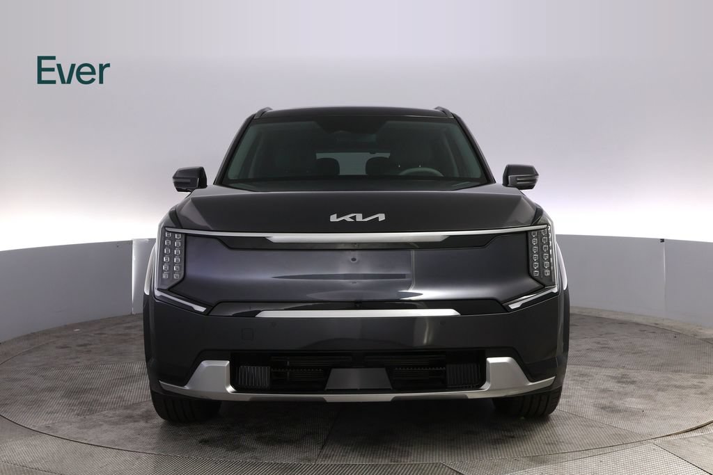 Used 2024 Kia EV9 Land AWD/4WD image 12