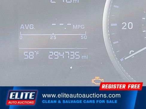 Used 2019 Hyundai Elantra SE w/ Cargo Package image 29