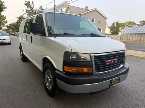 Used 2014 GMC Savana 2500 image 10