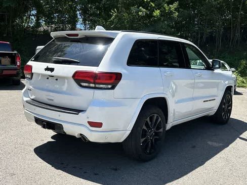 Used 2019 Jeep Grand Cherokee Altitude AWD/4WD image 25