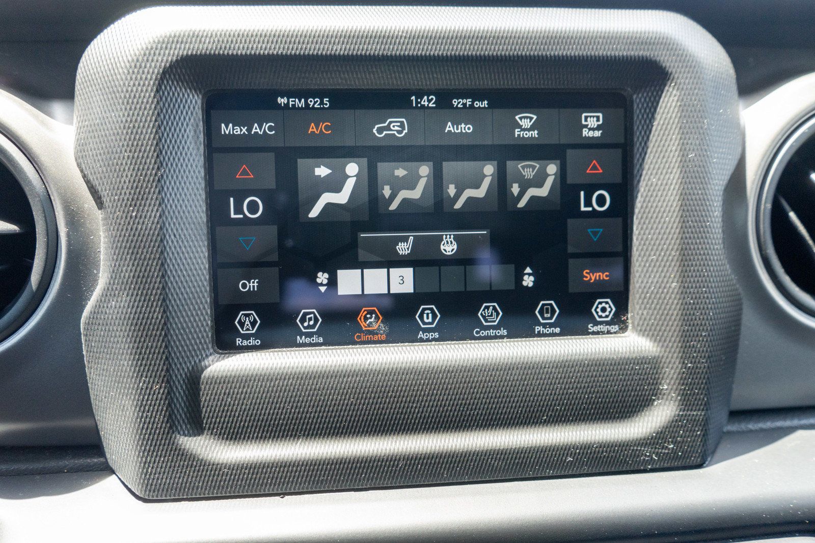 Used 2022 Jeep Wrangler Sport AWD/4WD image 17