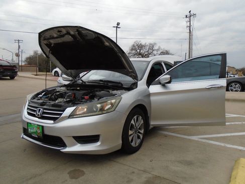 Used 2014 Honda Accord LX image 26