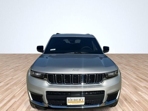 New 2025 Jeep Grand Cherokee L Limited image 2