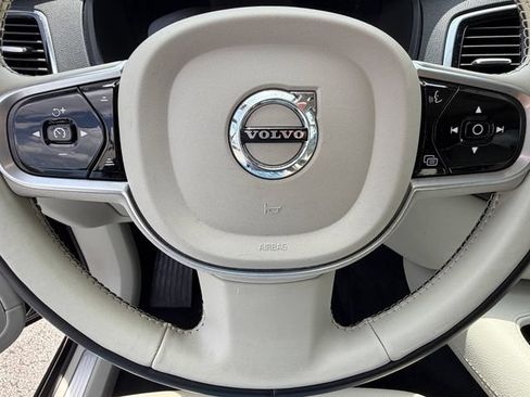 Used 2022 Volvo XC90 T5 Momentum w/ Advanced Package FWD image 26
