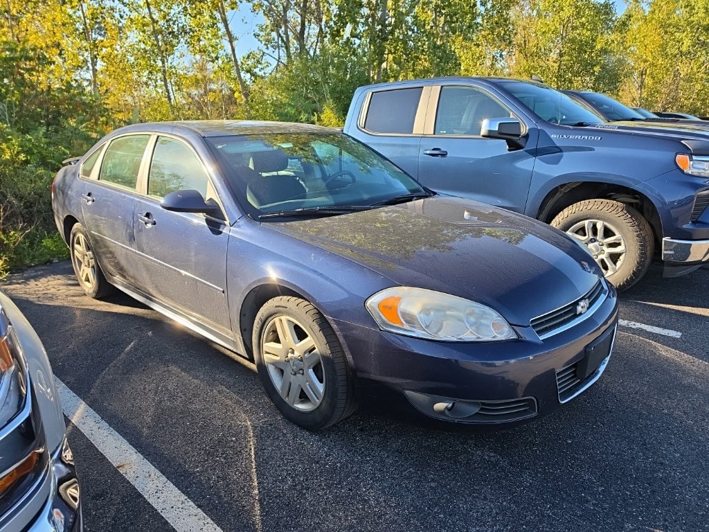 Used 2011 Chevrolet Impala LT FWD image 3