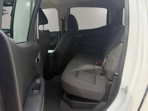 Used 2019 GMC Canyon SLE w/ Driver Alert Package AWD/4WD image 11